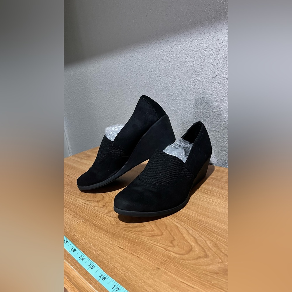 Super versatile! Women’s Comfort plus by predictions Wedges